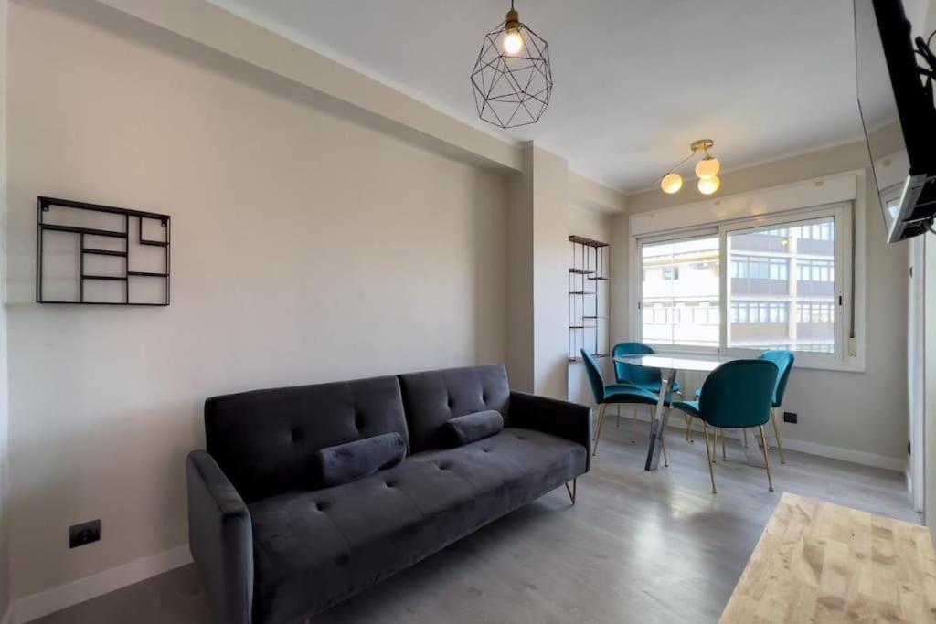 Bebarceloner Sant Andreu Apartments - 3 Bedrooms Barcelona Exterior foto